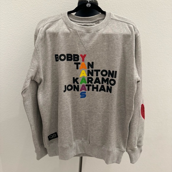 QUEER EYE Sweatshirt - Picture 1 of 8